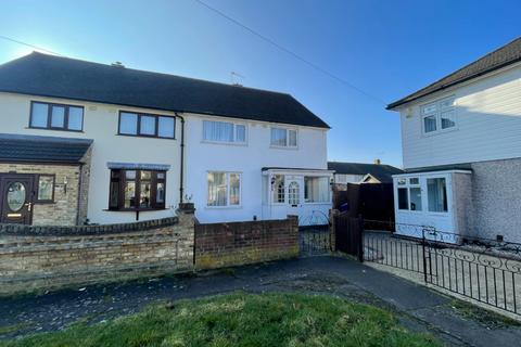 3 bedroom semi-detached house for sale, Foyle Drive, South Ockendon, Essex, RM15