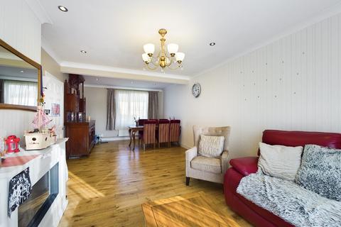 3 bedroom semi-detached house for sale, Foyle Drive, South Ockendon, Essex, RM15