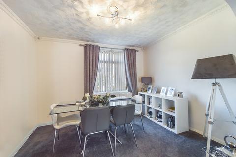 11 Gatehope Drive, South Ockendon, RM15 5HX