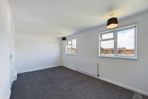 40 Lime Close, South Ockendon, RM15 6NW