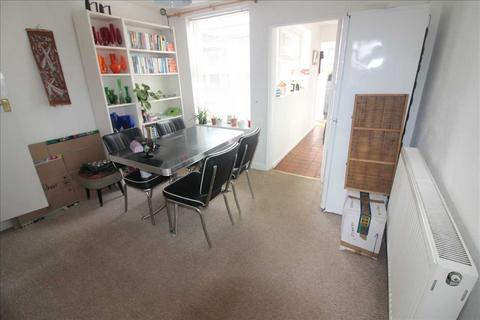 2 bedroom terraced house for sale, Milton Keynes MK13