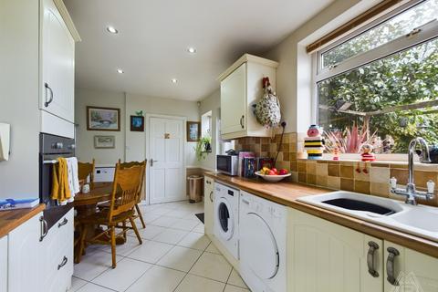 133 Usk Road, Aveley, South Ockendon, RM15 4NT