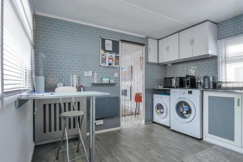 2 bedroom park home for sale, Arundel Drive, Thornlea Park, Wick BN17