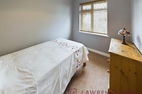 75 Robin Hood Way, Greenford, UB6 7QW
