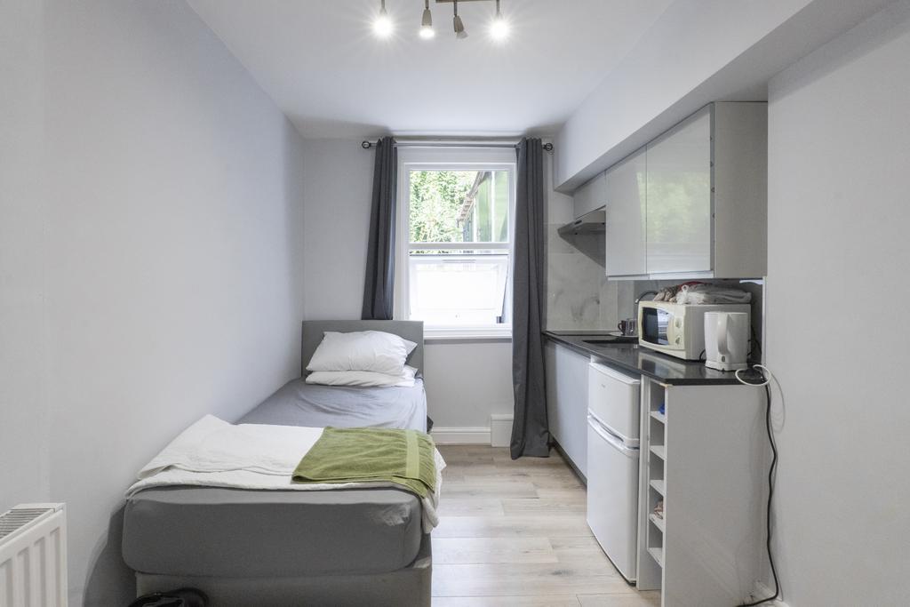Single Bedroom Flat For Rent