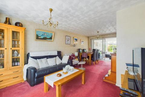 3 bedroom detached house for sale, Kenia Close, Carton, Nottingham