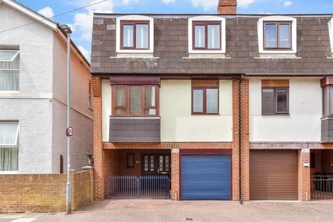 4 bedroom townhouse for sale, Burgoyne Road, Southsea, Hampshire