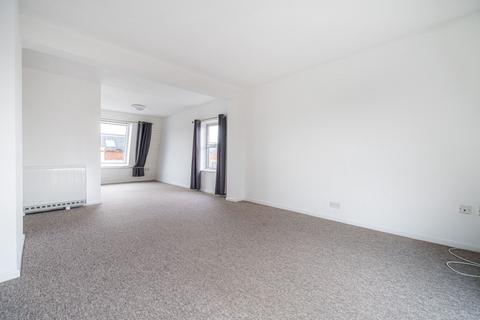 2 bedroom apartment for sale, Swan Street, Petersfield, GU32