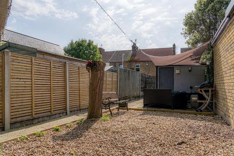 2 bedroom flat for sale, Canterbury Road, Whitstable, CT5