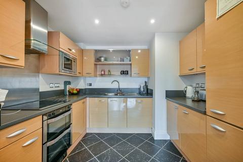 1 bedroom flat for sale, Seven Kings Way, Kingston, Kingston upon Thames, KT2