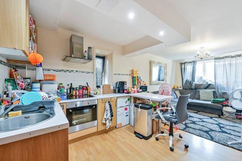 1 bedroom flat for sale, Claymill House, Woolwich, London, SE18