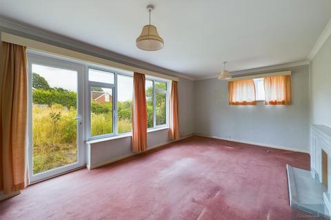 2 bedroom detached bungalow for sale, Broadparks Avenue, Exeter