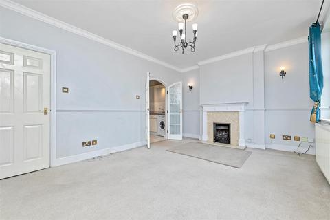 2 bedroom apartment for sale, Milton Road, Harpenden