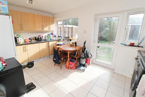 3 bedroom semi-detached house for sale, Bettina Grove, Bletchley, Milton Keynes