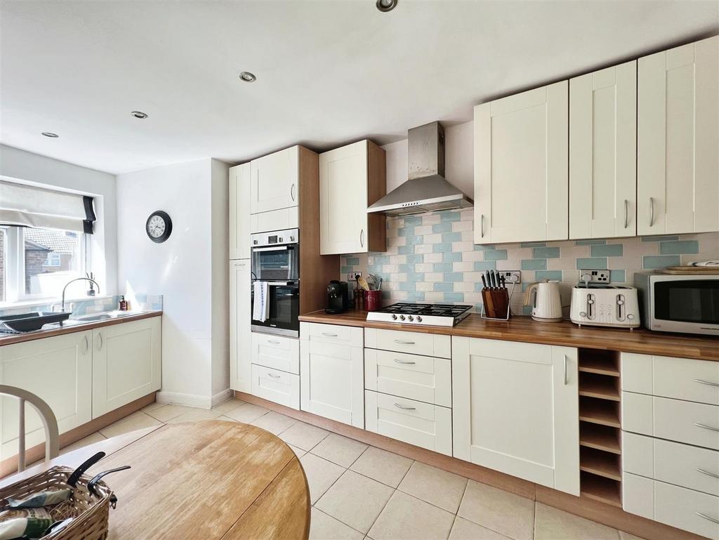 Burbury Close 20.JPG