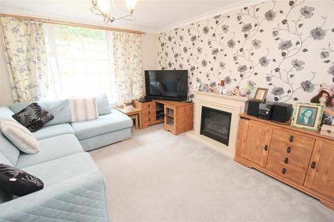 3 bedroom terraced house for sale, Florin Close, Pennyland, Milton Keynes