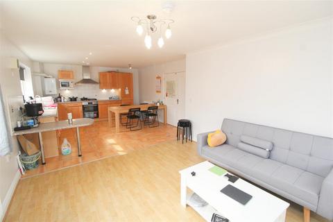 44 Darwin Close, Medbourne, Milton Keynes, MK5 6FF