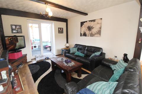 3 bedroom terraced house for sale, Crane Way, Cranfield, Bedford