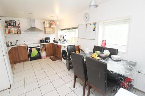 3 bedroom terraced house for sale, Summergill Court, Heelands, Milton Keynes