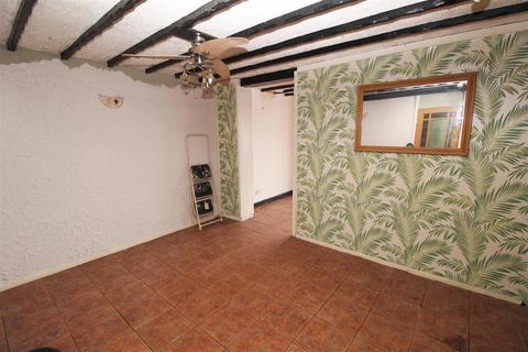 7 Corin Close, Bletchley, Milton Keynes, MK2 3HG