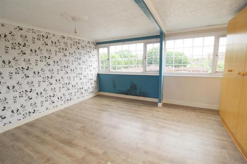 7 Corin Close, Bletchley, Milton Keynes, MK2 3HG