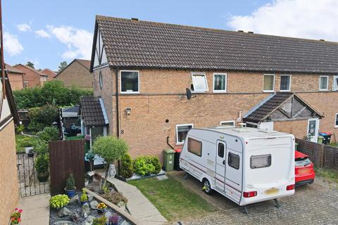 2 bedroom end of terrace house for sale, Kempton Gardens, Bletchley, Milton Keynes