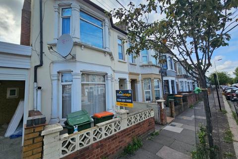 3 bedroom terraced house for sale, Fourth Avenue, London, E12 6DR