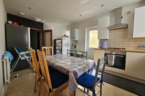 3 bedroom terraced house for sale, Fourth Avenue, London, E12 6DR