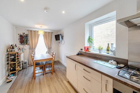 1 Headstocks Close, Nottingham, NG6 8ZY