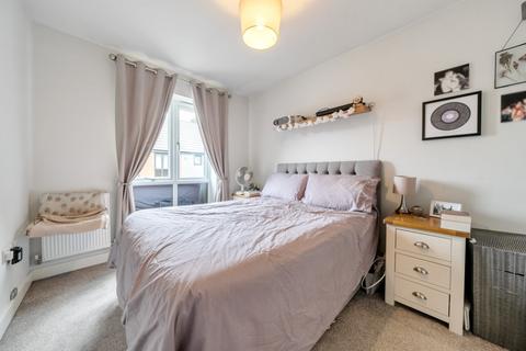 1 Headstocks Close, Nottingham, NG6 8ZY