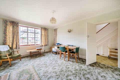 22 Fullbrooks Avenue, Worcester Park, KT4 7PE