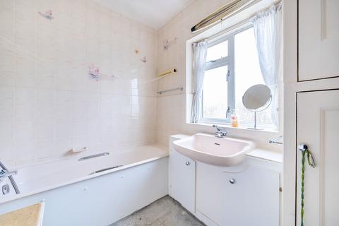 22 Fullbrooks Avenue, Worcester Park, KT4 7PE