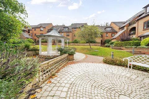 1 bedroom flat for sale, Loudwater,  Buckinghamshire,  HP11