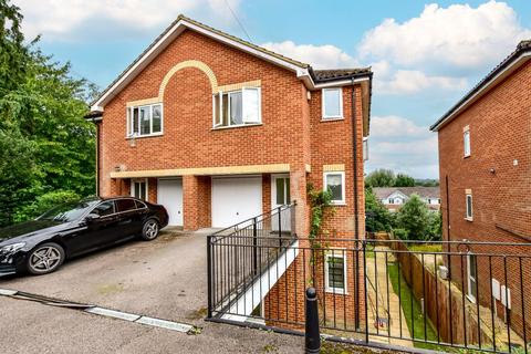 4 bedroom semi-detached house for sale, Hazelbank, Croxley Green, Hertfordshire