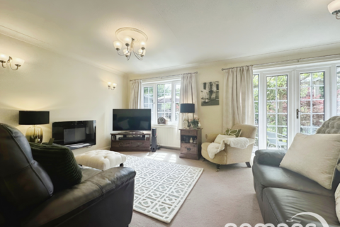 4 bedroom detached house for sale, Wykeham Drive, Basingstoke, Hampshire