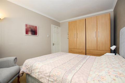 79 Mayfair Road, Dartford, DA1 5AG