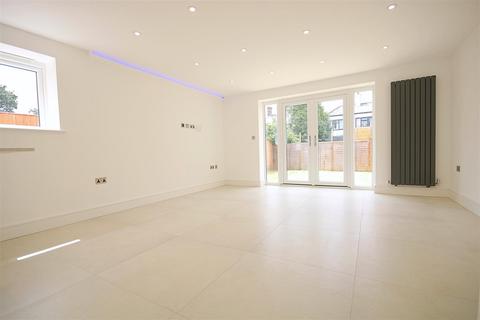 2 bedroom semi-detached house for sale, The Myrke, Datchet