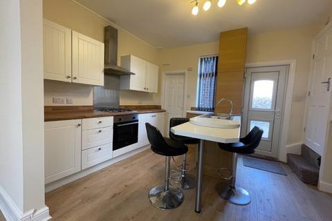 3 bedroom house to rent, Low Lane, Horsforth, Leeds, West Yorkshire, UK, LS18