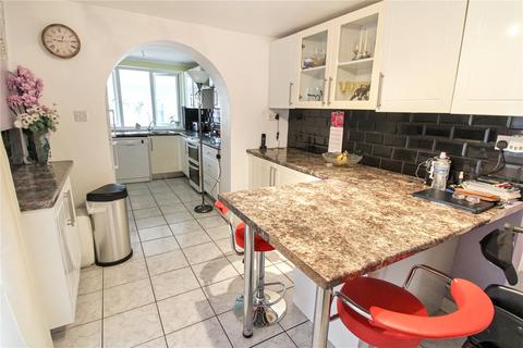 2 bedroom terraced house for sale, Cricklade Road, Swindon SN2