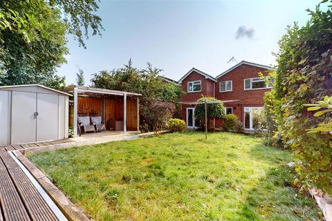 4 bedroom detached house for sale, Lothian Close, Bletchley, Milton Keynes