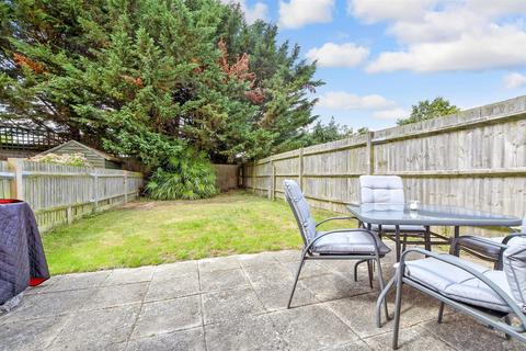 4 bedroom townhouse for sale, Hanno Close, Wallington, Surrey