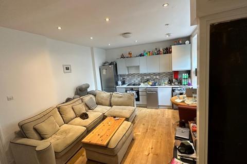 2 bedroom flat to rent, Ospringe Road, Kentish Town