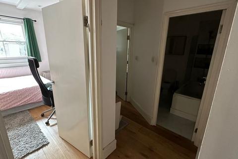 2 bedroom flat to rent, Ospringe Road, Kentish Town