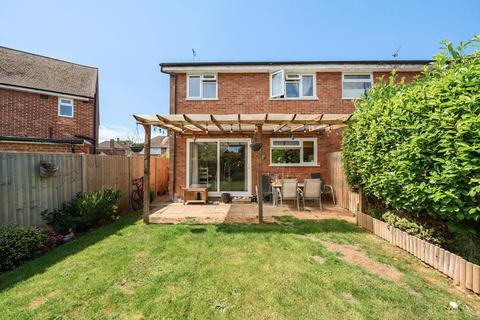 4 bedroom end of terrace house to rent, Halifax Road, Maidenhead, SL6