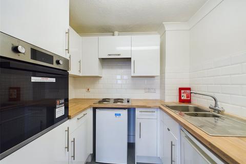 2 bedroom apartment for sale, Regency Crescent, Christchurch, Dorset, BH23