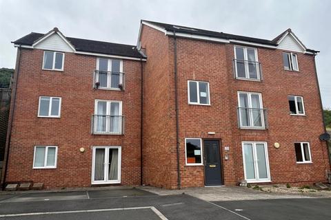 2 bedroom apartment to rent, Phoenix Drive, Scarborough