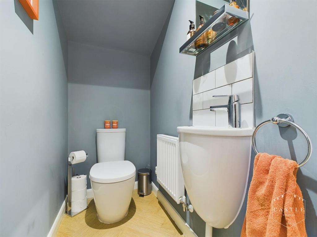 Guest cloakroom