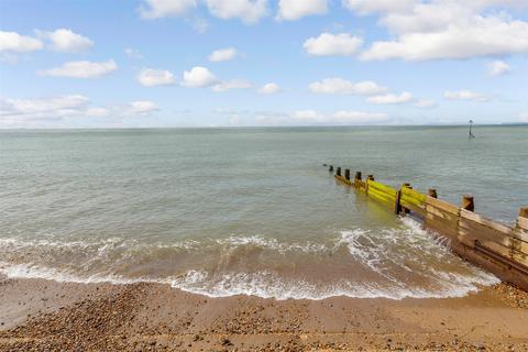 4 bedroom semi-detached house for sale, Seal Road, Selsey, Chichester, West Sussex