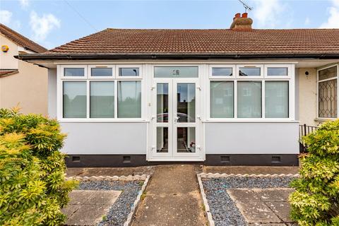 2 bedroom bungalow for sale, Sunrise Avenue, Hornchurch, RM12