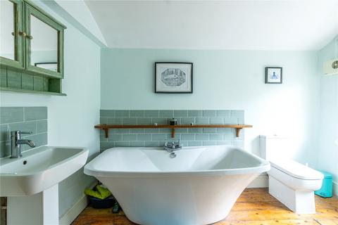 46 Dunkerry Road, Bristol, BS3 4LB